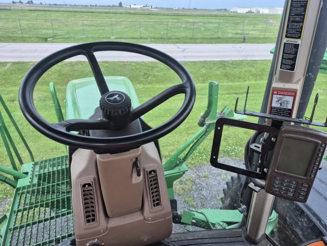 John Deere 4920