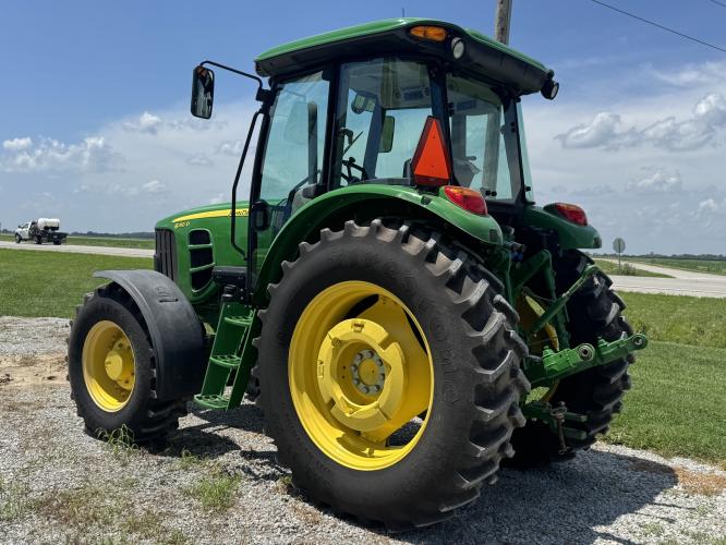 John Deere 6130D