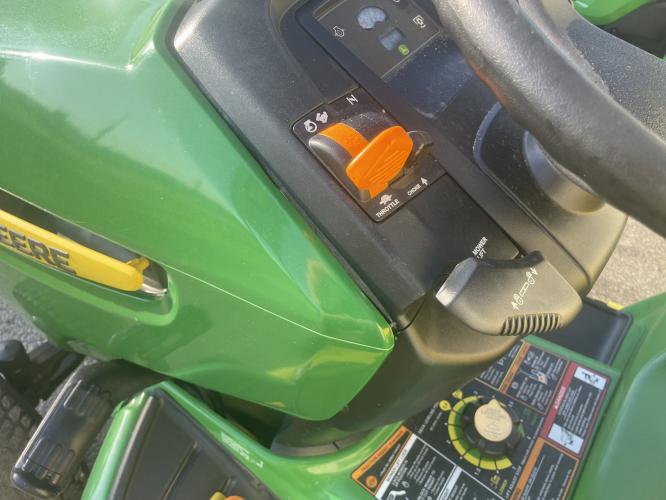 John Deere X500
