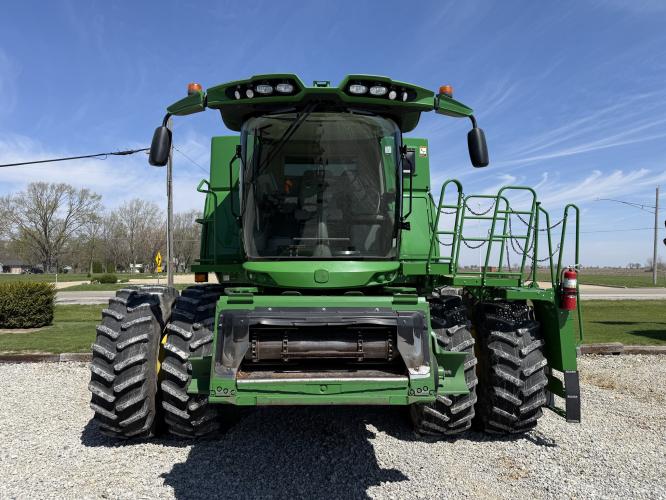 John Deere S780