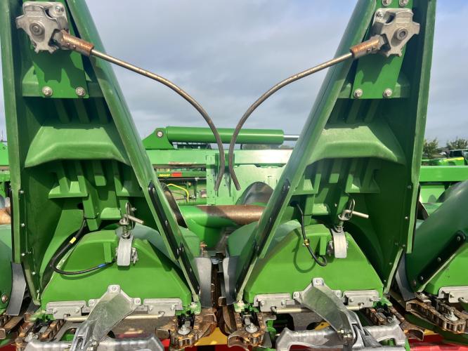 John Deere C12F
