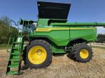 John Deere S7 700