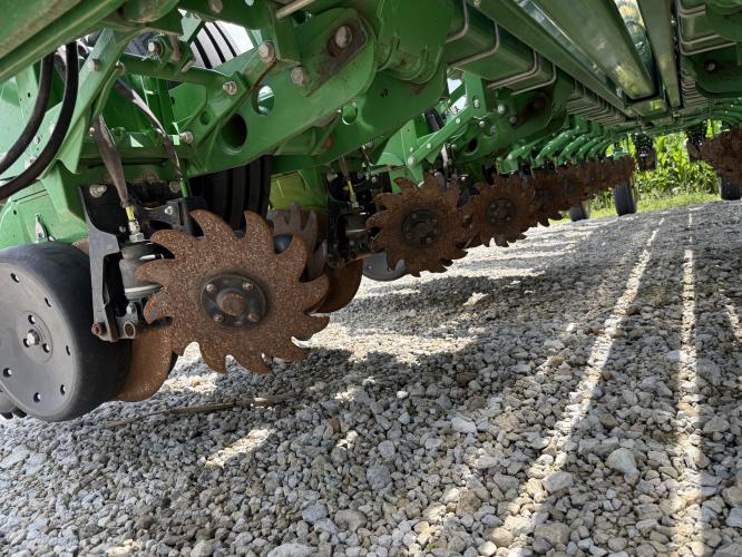 John Deere 1775NT