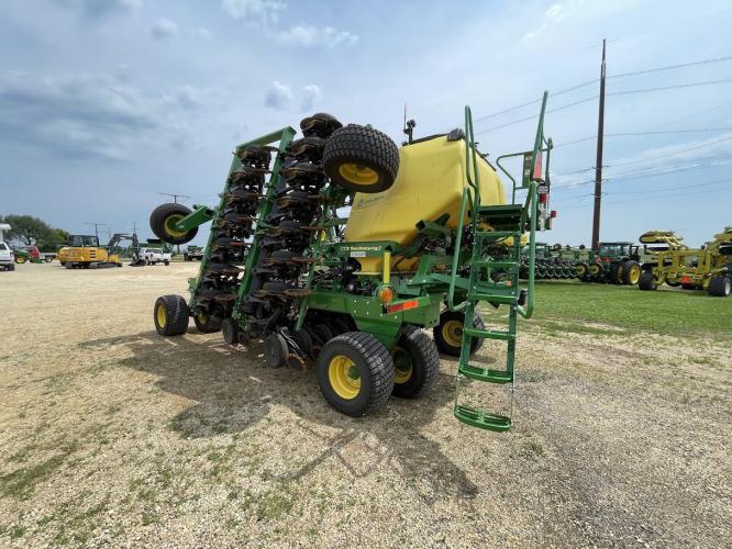 John Deere N530C