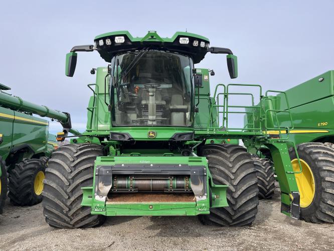 John Deere S7 800