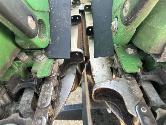 John Deere 708C