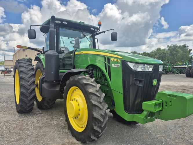 John Deere 8285R