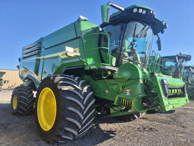 John Deere X9 1100