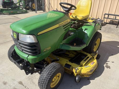 2007 John Deere X724