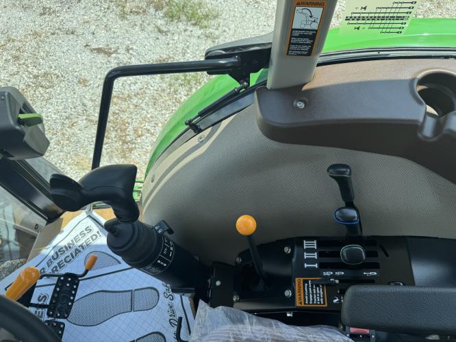 John Deere 6130D