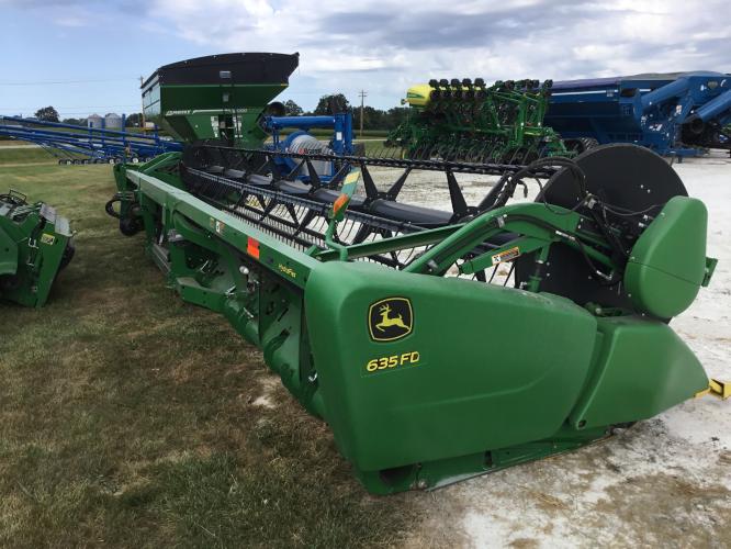 John Deere 635FD