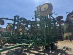John Deere 2210