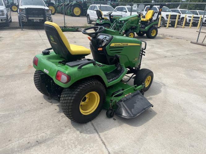 John Deere X720
