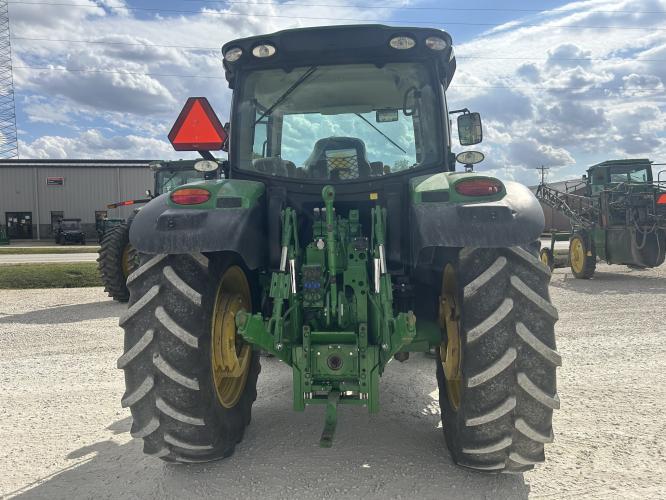 John Deere 6130R