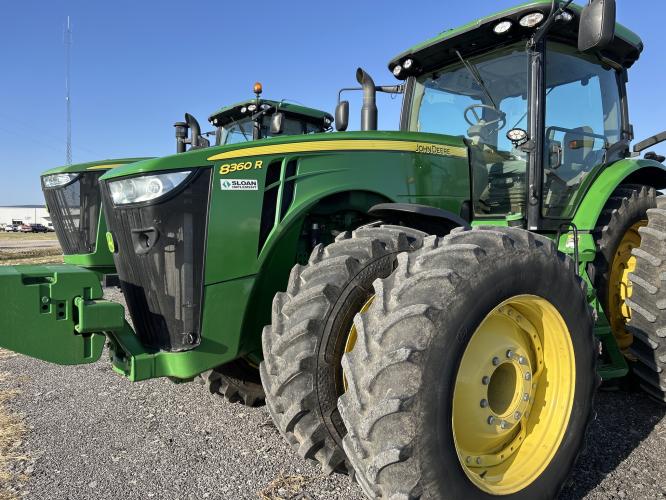 John Deere 8360R