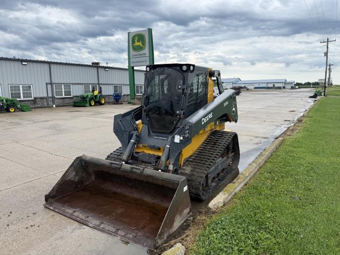 John Deere 333G