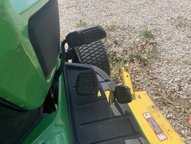 John Deere X730