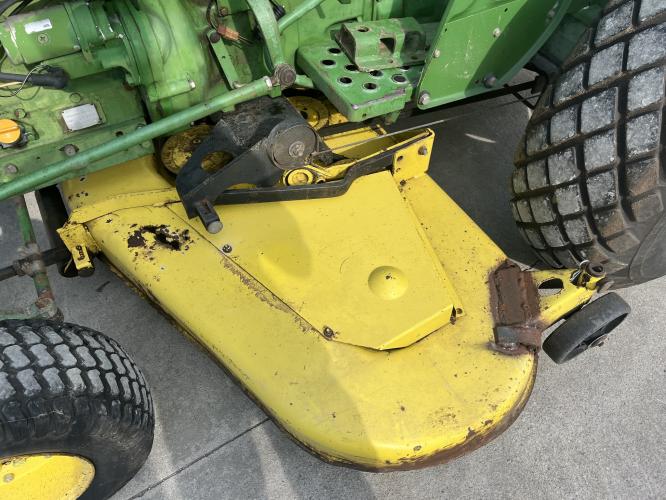 John Deere 850