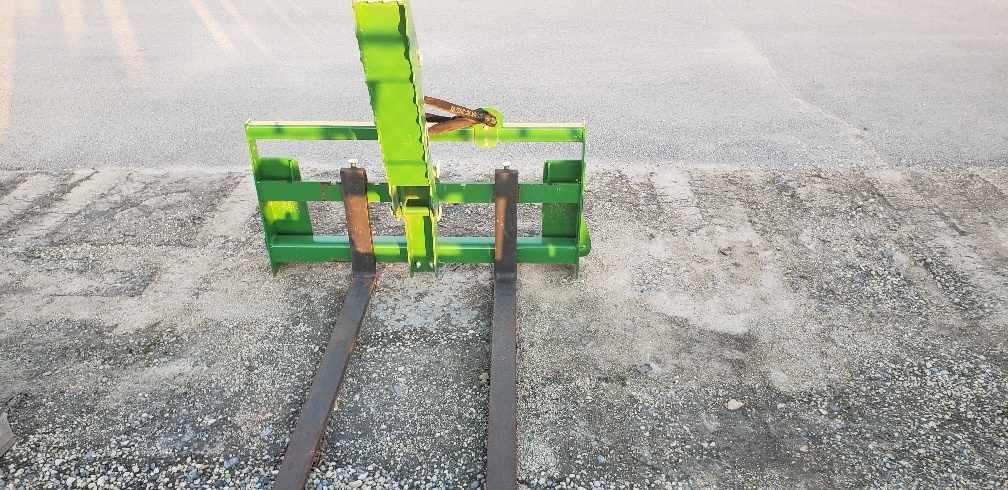 2021 John Deere AP11F