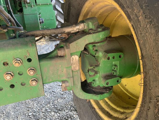 John Deere S660