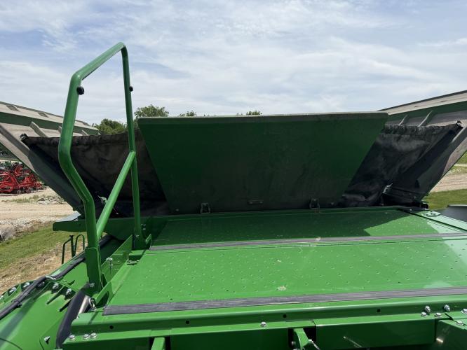 John Deere S780
