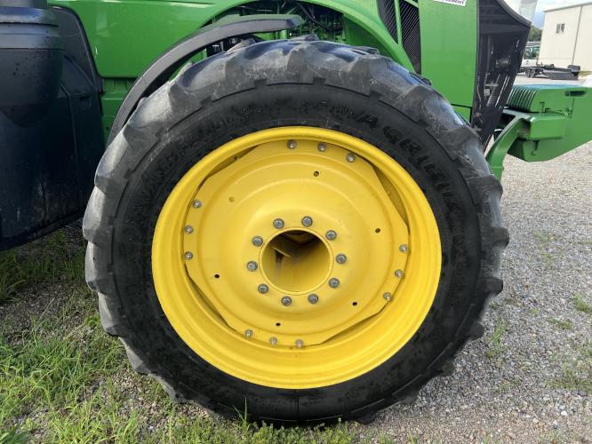 John Deere 8320R