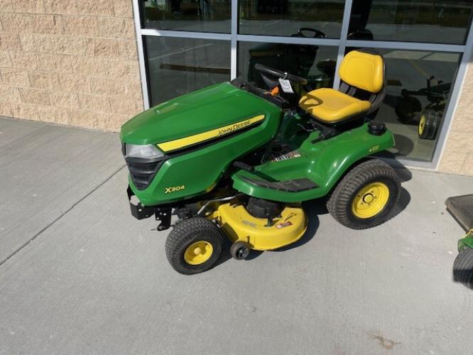 John Deere X304