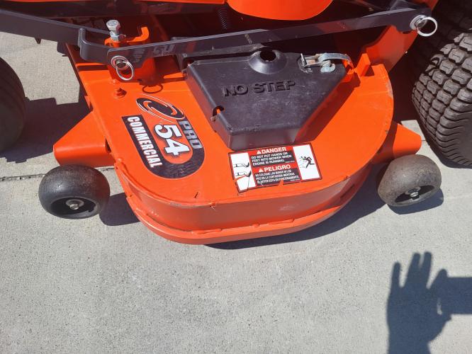 Kubota ZG227