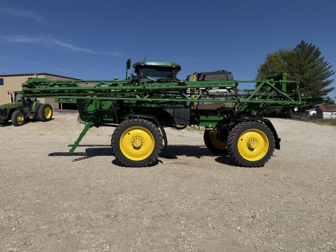 John Deere 412R