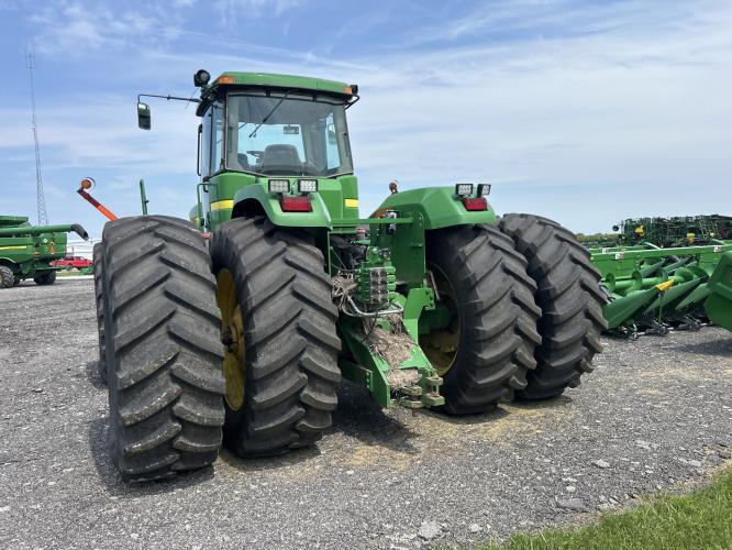 John Deere 9300