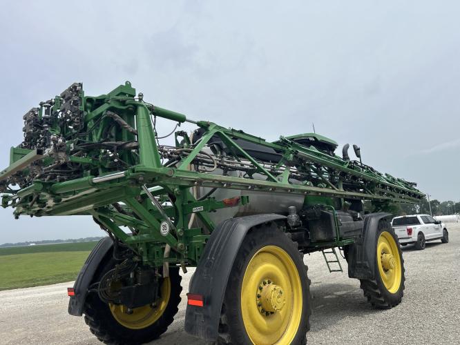 John Deere 612R