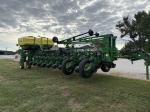 John Deere 1775NT