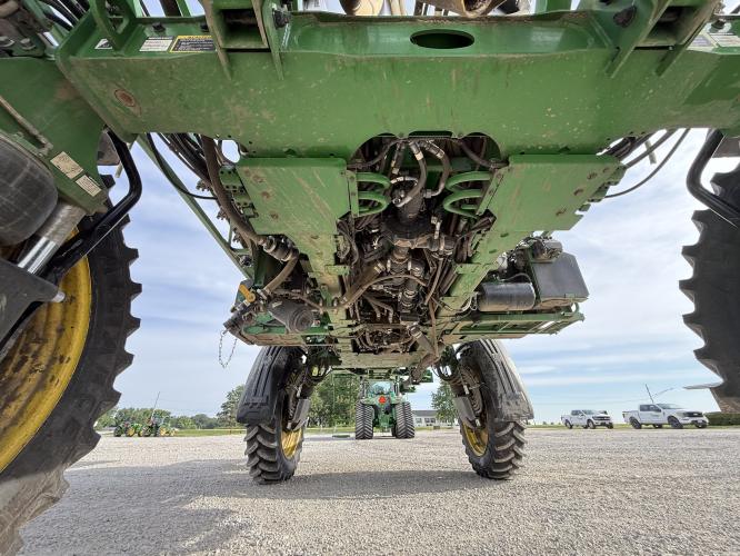 John Deere 412R