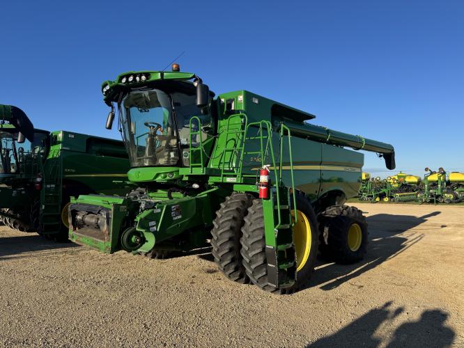 John Deere S780