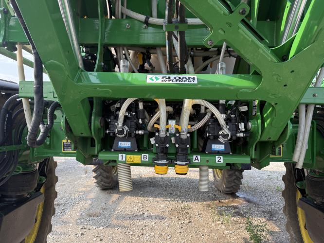 John Deere 612R