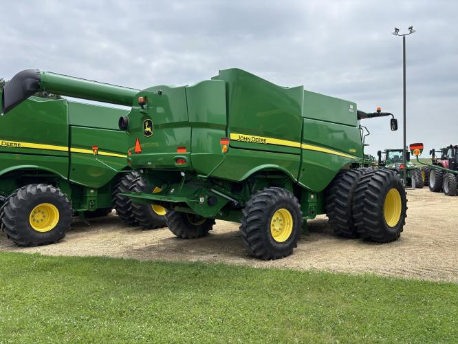 John Deere S680