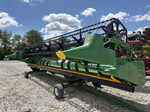 2002 John Deere 930F