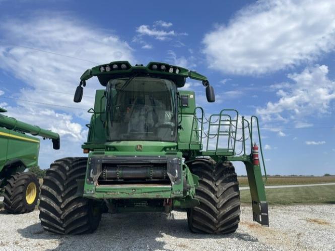 John Deere S780