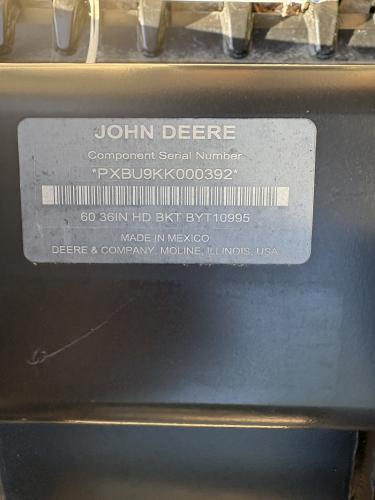 John Deere NEW 36IN HD