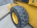 John Deere 330G