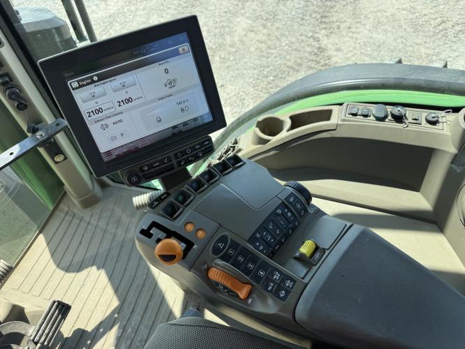 John Deere 8R 310