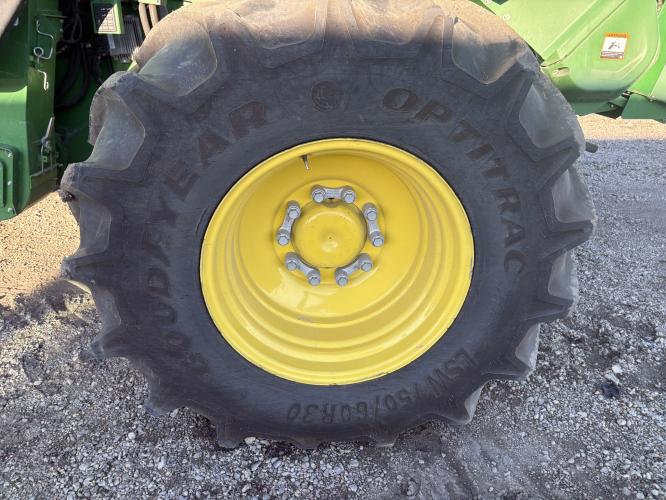 John Deere X9 1100