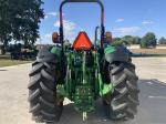 John Deere 5090M