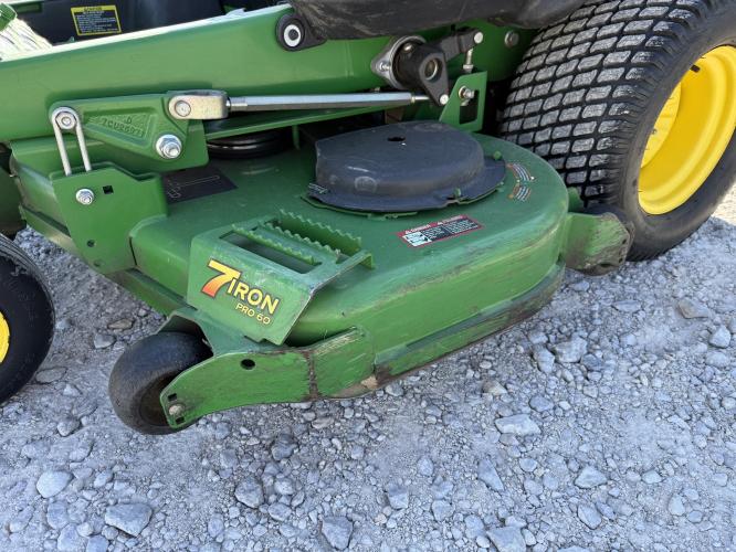 John Deere Z930R