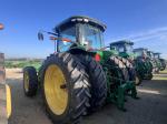 John Deere 8260R