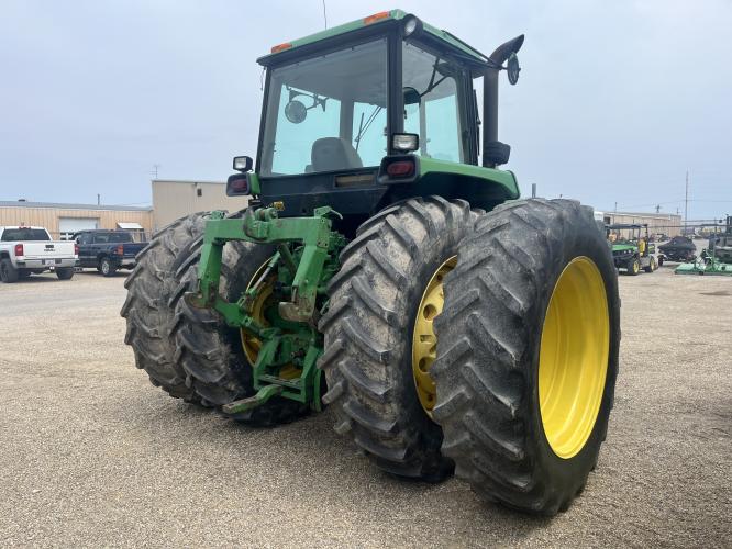 John Deere 4760