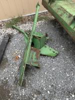 John Deere 148