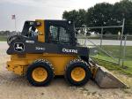 John Deere 324G