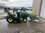John Deere 2320