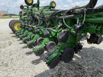 John Deere 1775NT